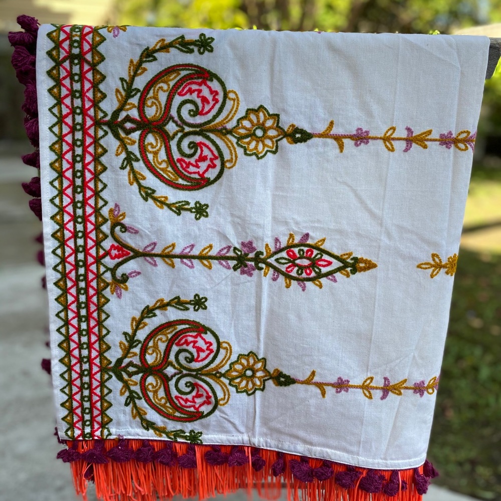 NWT Boho Embroidered Shawl Throw Wrap MultiPurpose - Picture 2 of 6
